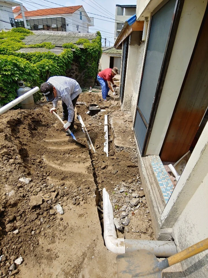 다운로드 (7).jpeg