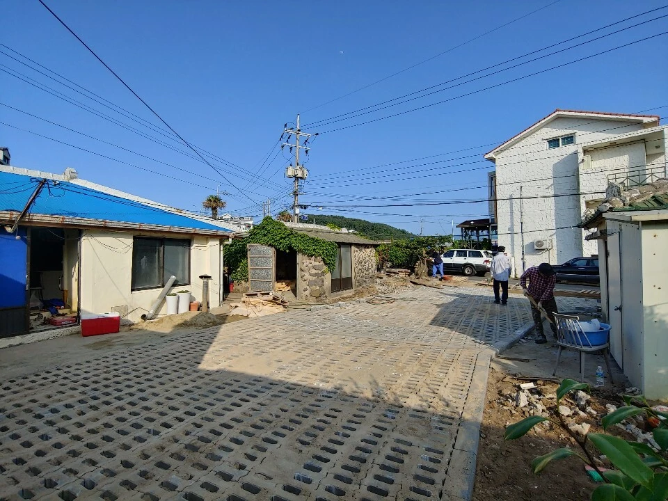 다운로드 (9).jpeg