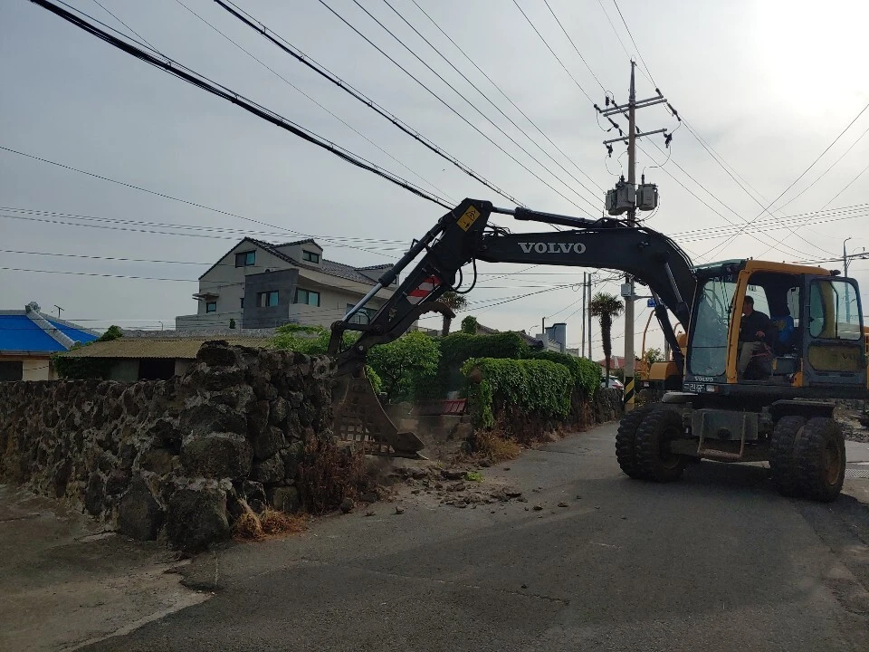 다운로드 (2).jpeg