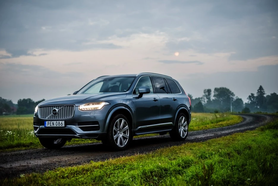 simon_paulin-automotive_industry-5782.jpg?type=w1