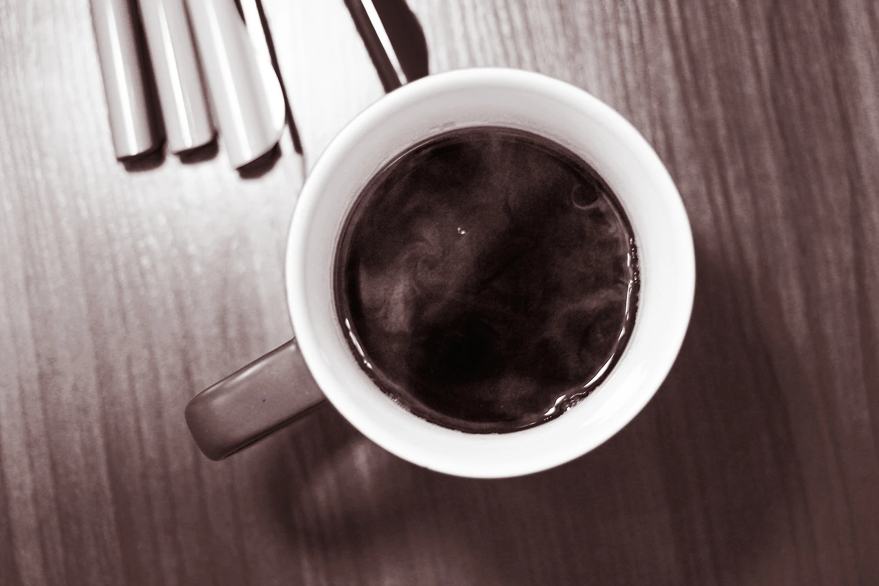 2015-05-Life-of-Pix-free-stock-photos-coffee-black-mug-table-szolkin.jpeg