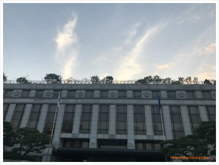 9967D53359DA328B36C719