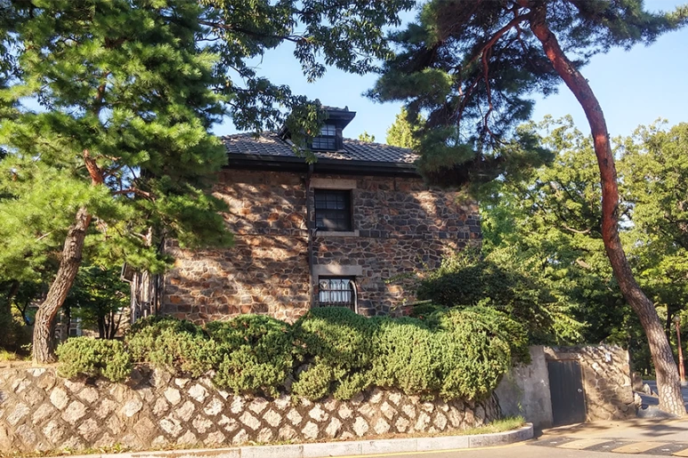 %EC%9C%A4%EB%8F%99%EC%A3%BC%ED%95%80%EC%8A%A8%EA%B4%80.png?type=w773