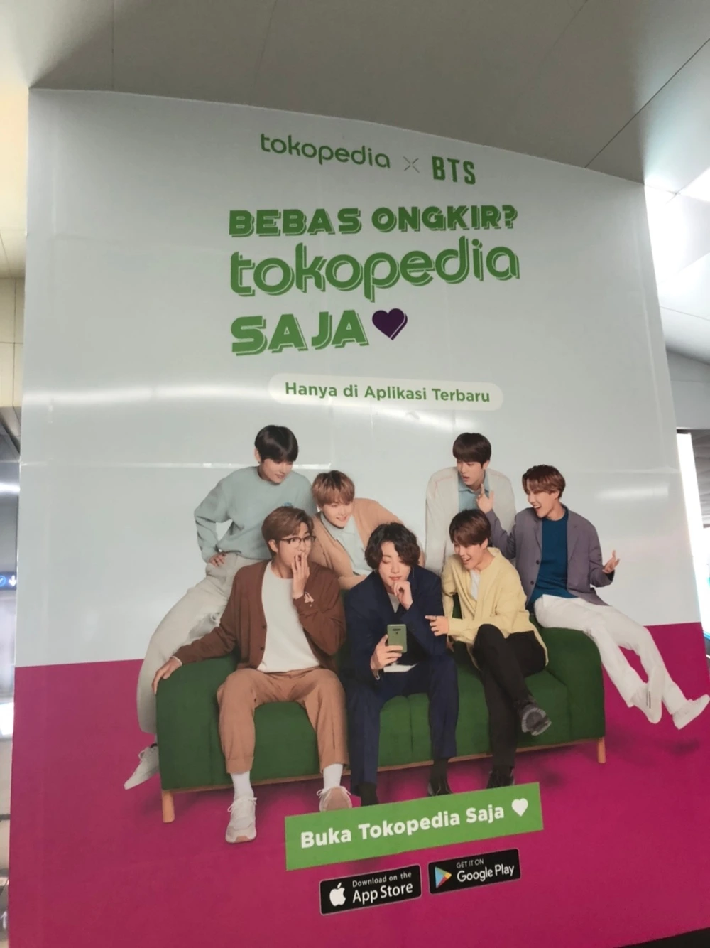 BTS 지하철 광고 .jpeg