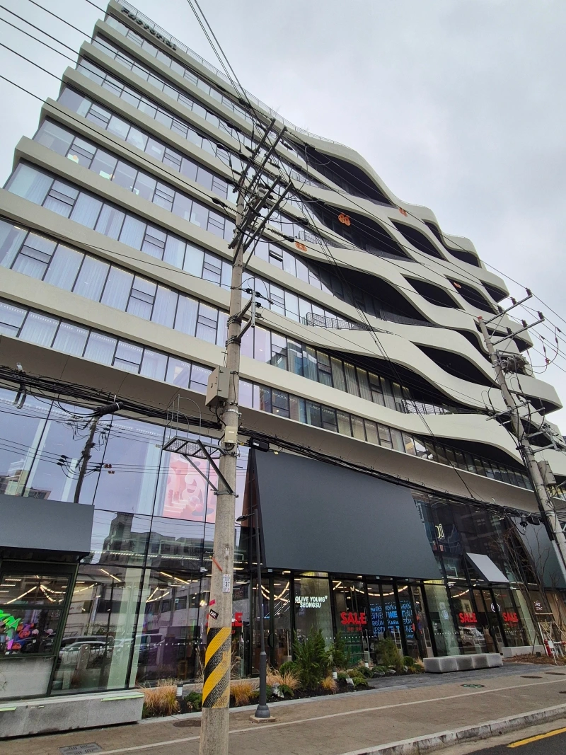 KakaoTalk_20241203_004735822_25.jpg?type=w800