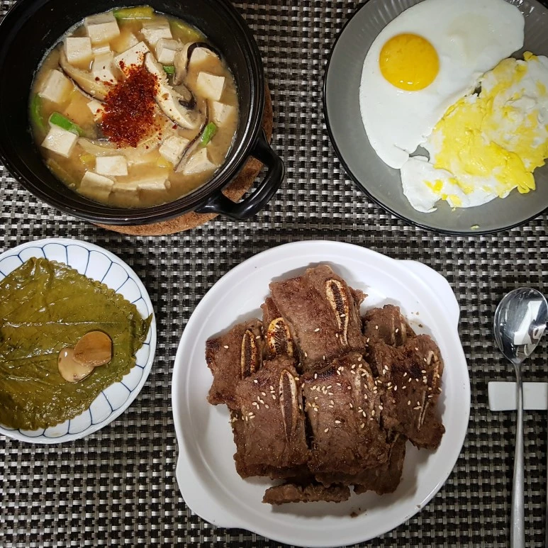 IMG_20170922_202157_044.jpg?type=w773