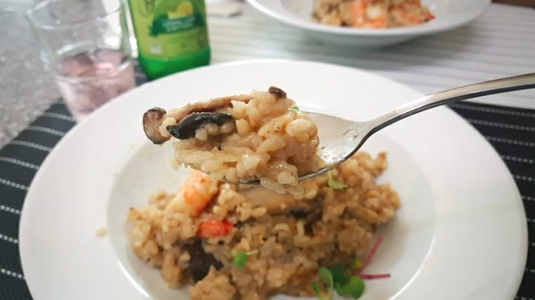 fec62c9f-061d-4ac9-aef8-8b5f2e7f4b23.jpg?type=w773