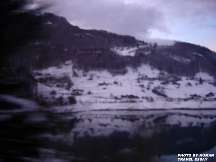 1927EE3F4E22FE2532D376