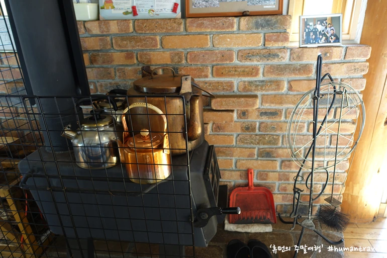 21DB9933597D9AD824B6D9