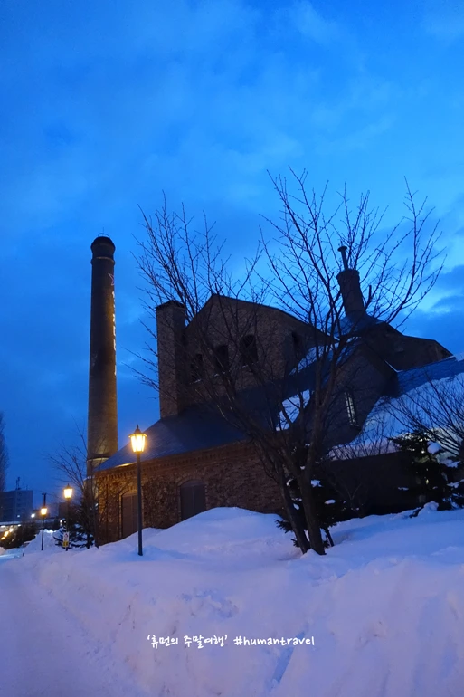 993A623359E2F58119DF95