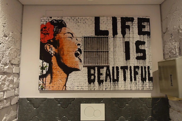 992CCD465EA207DE100589