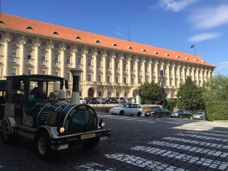 attachImage_3598681574.jpeg?type=w773