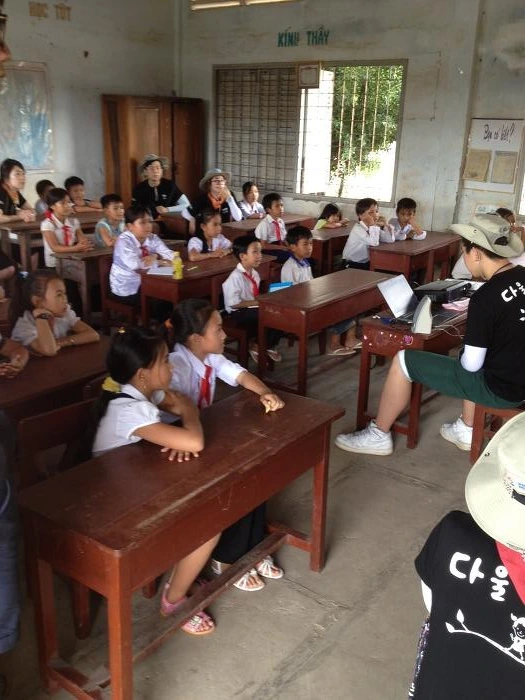 2725F734512E9E40323DA3