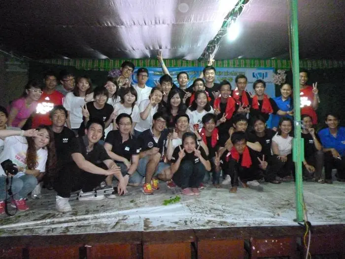 2405DE38512E9E4D085B92