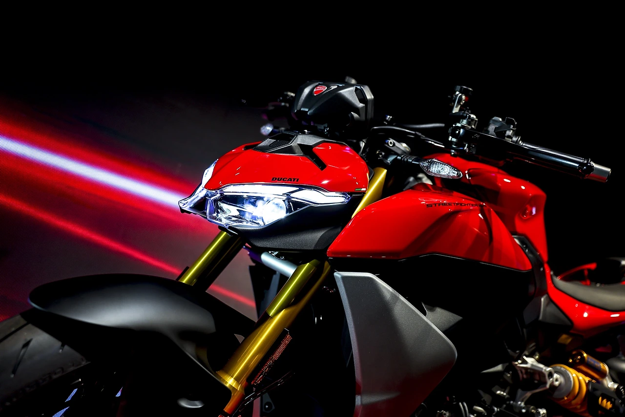 두카티 프리미어 나이트 (22).JPG