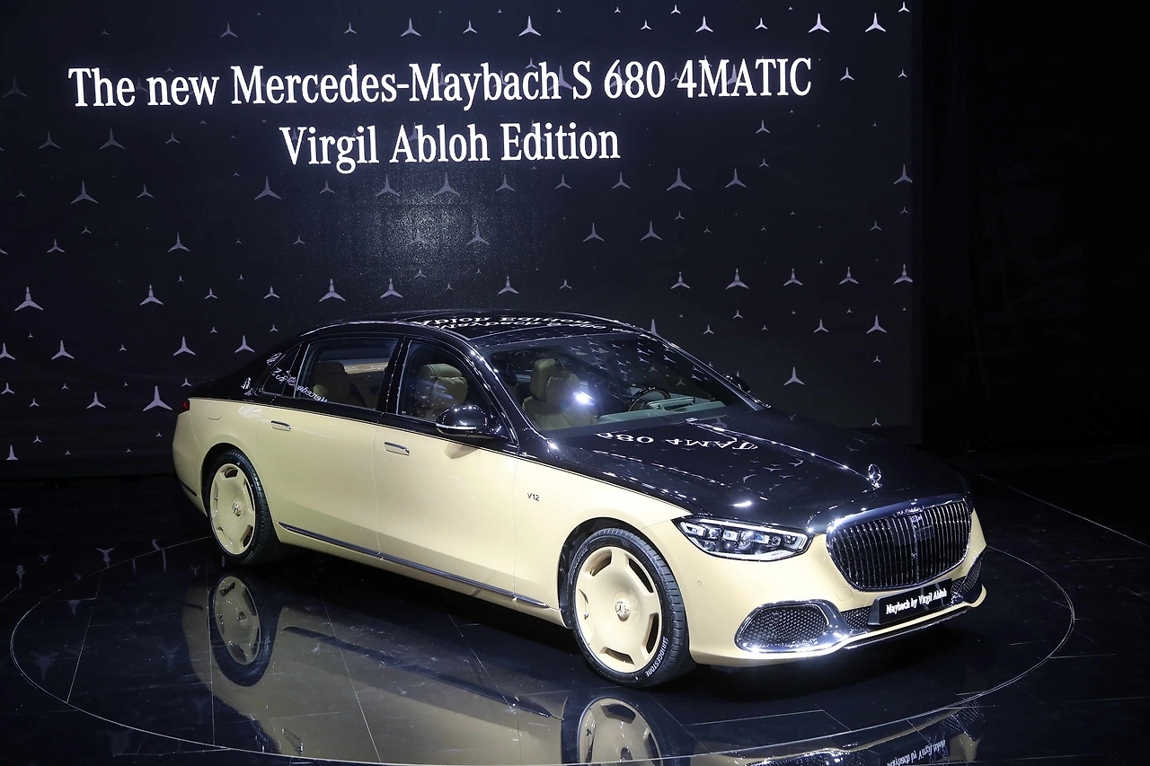 사진5-더 뉴 메르세데스-마이바흐 S 680 4MATIC 버질 아블로 에디션.JPG