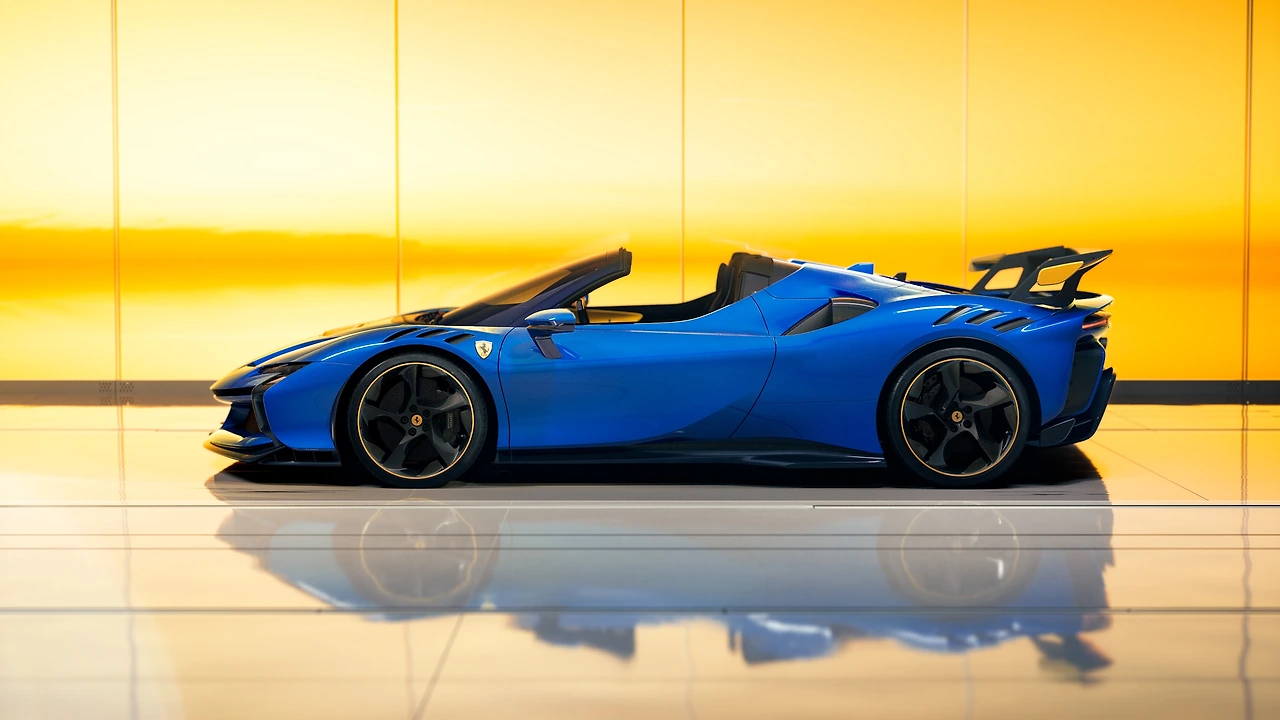 9_페라리 SF90 XX 스파이더.jpeg