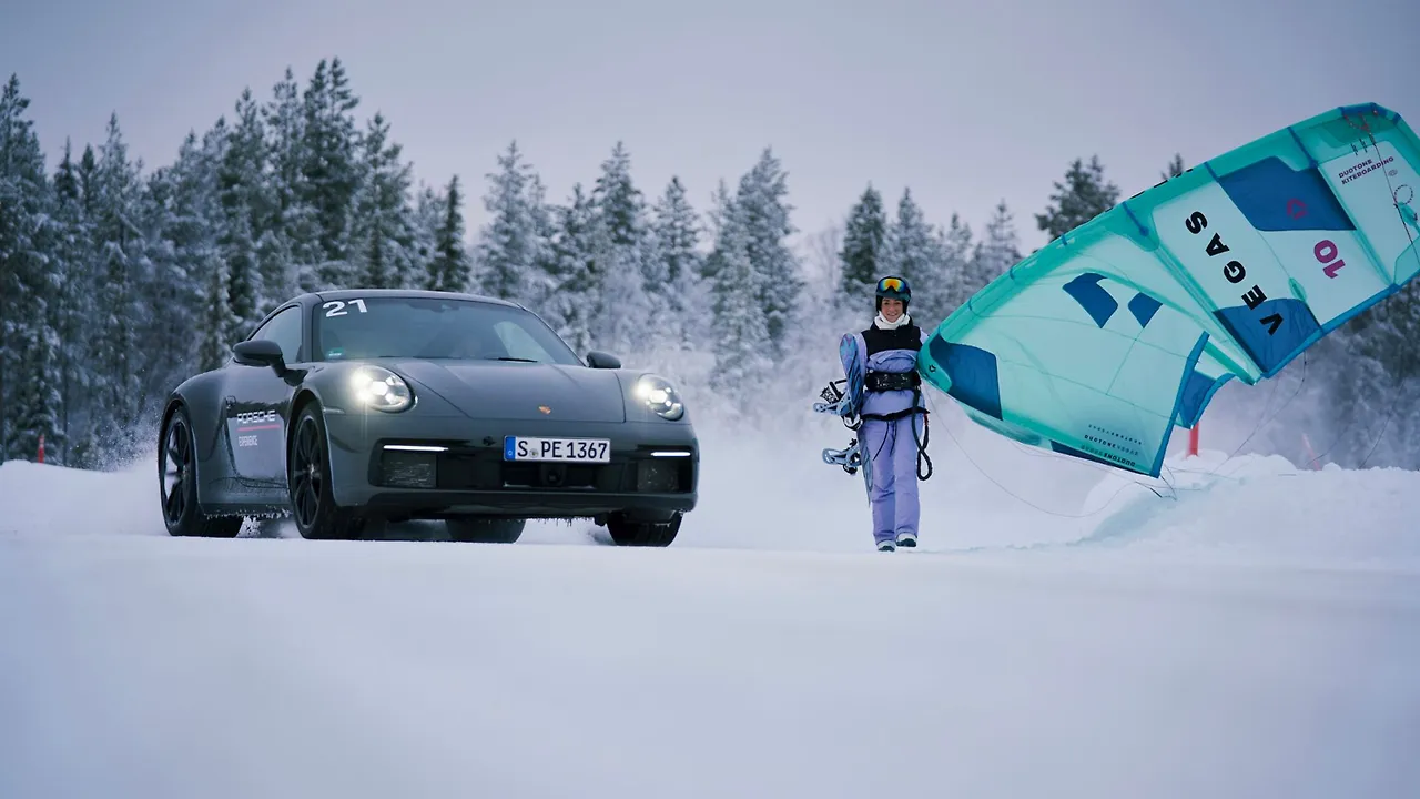 2022_Porsche Ice Exp. x R. Arnaus_1257.jpeg
