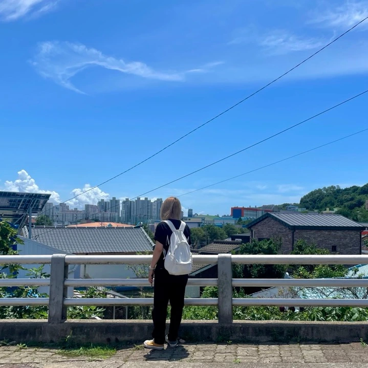 단촐한 가방하나.jpeg