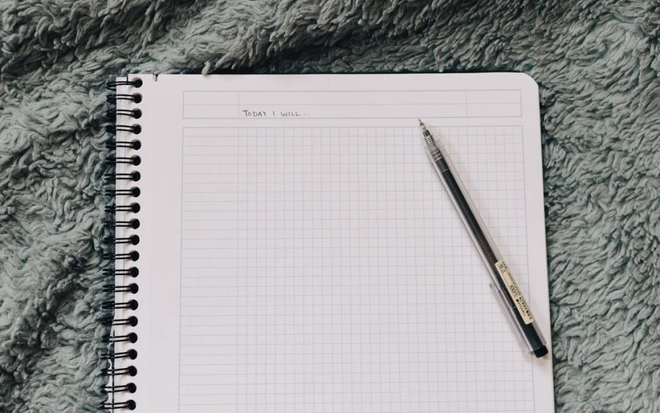 photo-1520871942340-42898ab9167f.jpg?type=w1