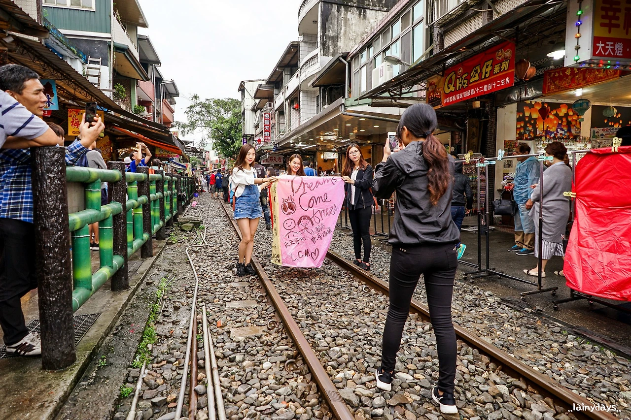 23623E33576FB9051C474B