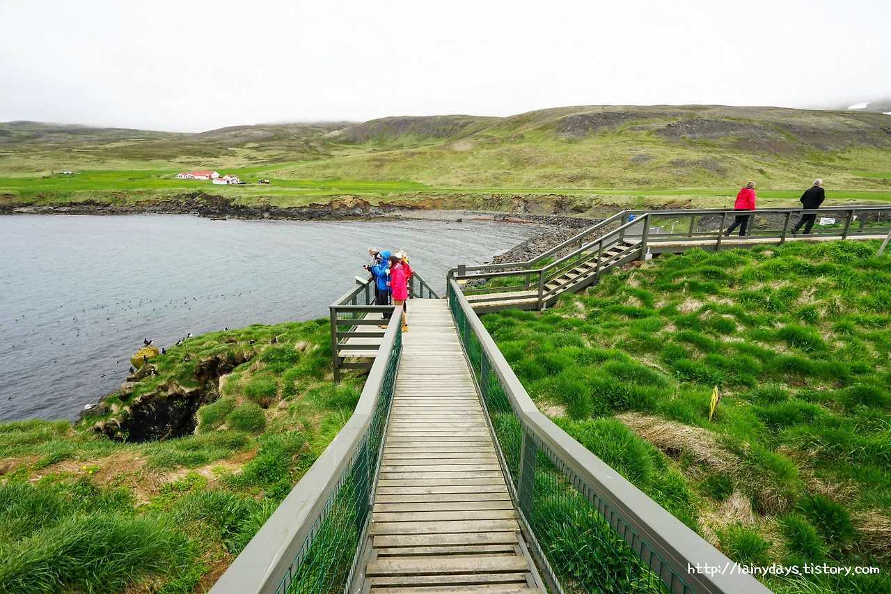 99B42B3359D9C7F422477E