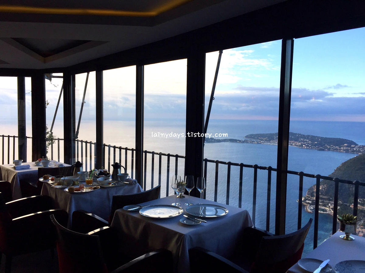 273B664A559A86330A75E3