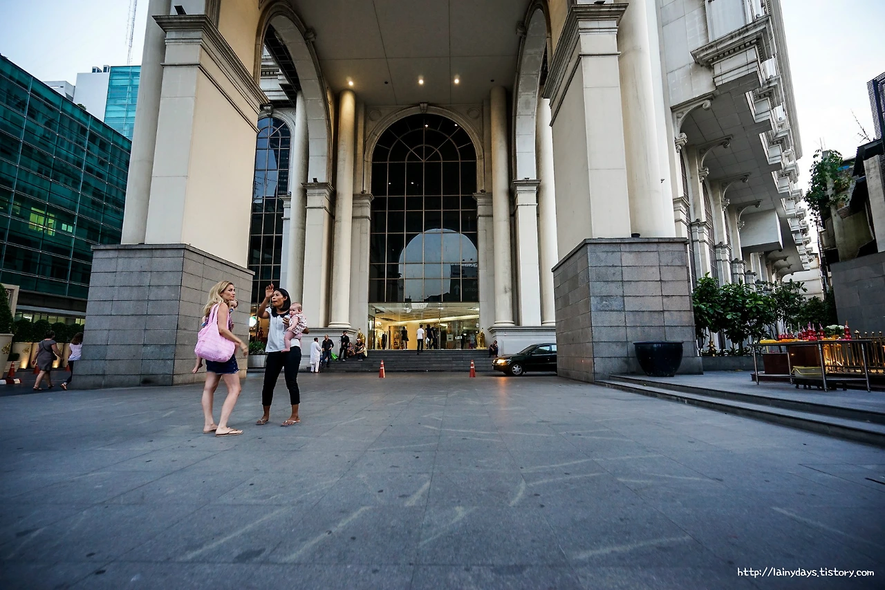 221EB04657CB982C2B1E76