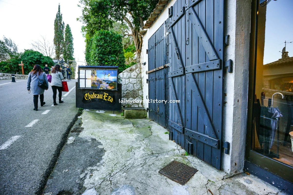 2430CC3F558022A408314D