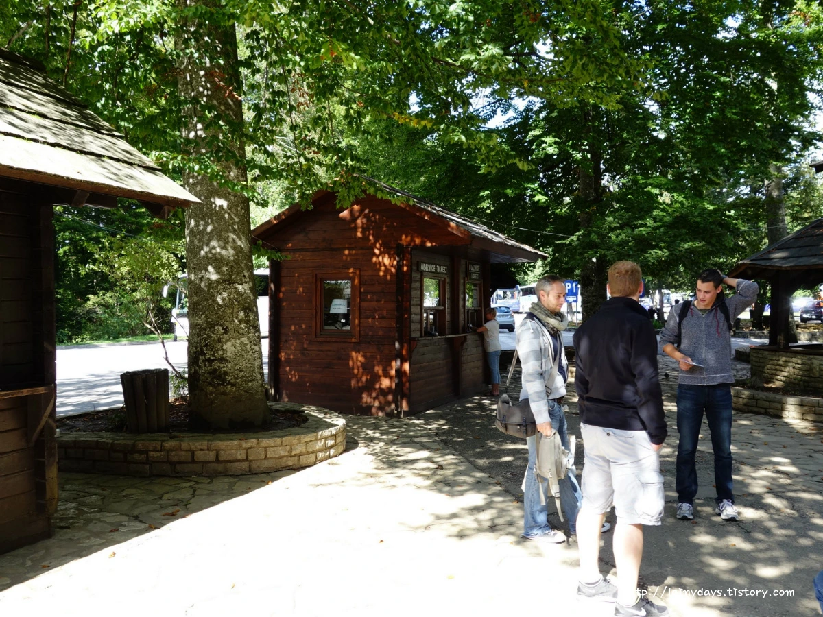 2777FA50553F790837C6E2