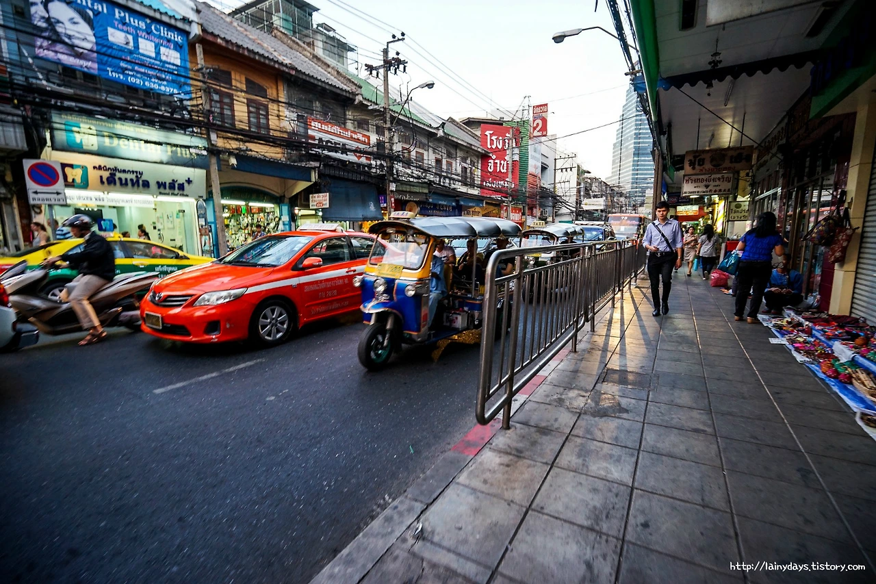 242EDE4657CB981B1D915D