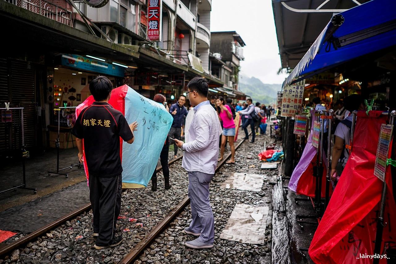 2123423A576FB91A32A105