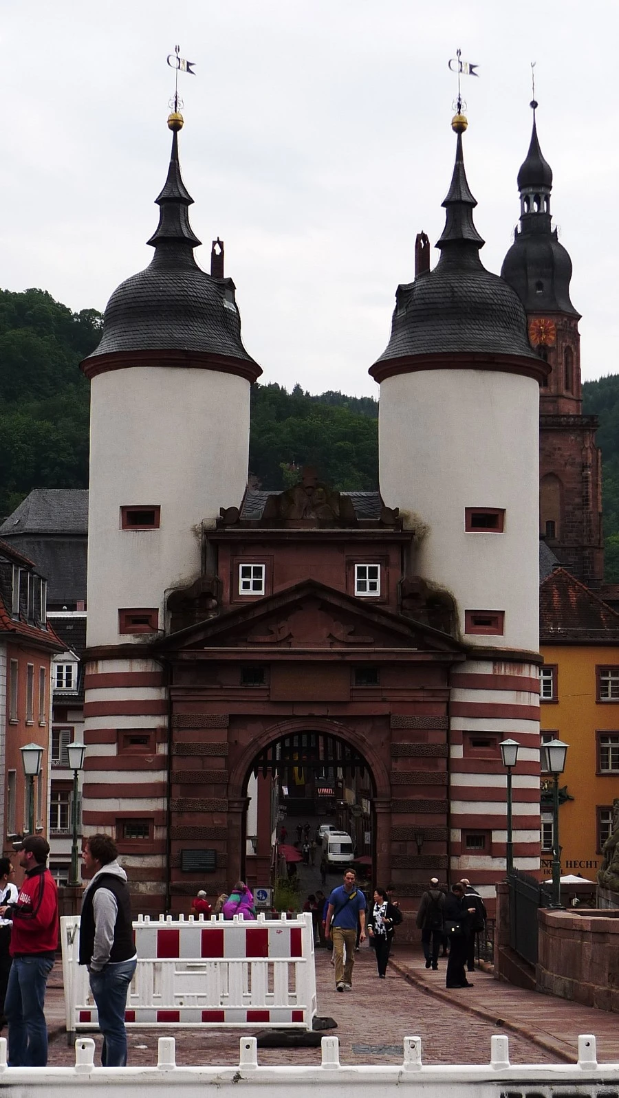 24364E45537CCEF6341913