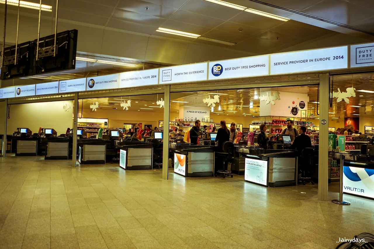 24704E37578F6F4915D71C