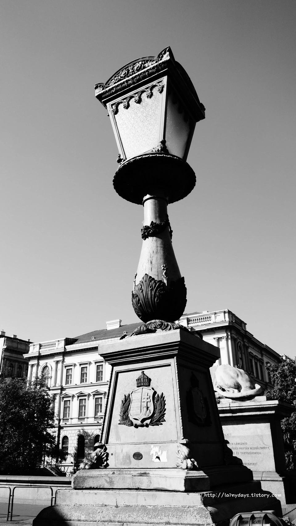 236DD43B5542153B09EB32