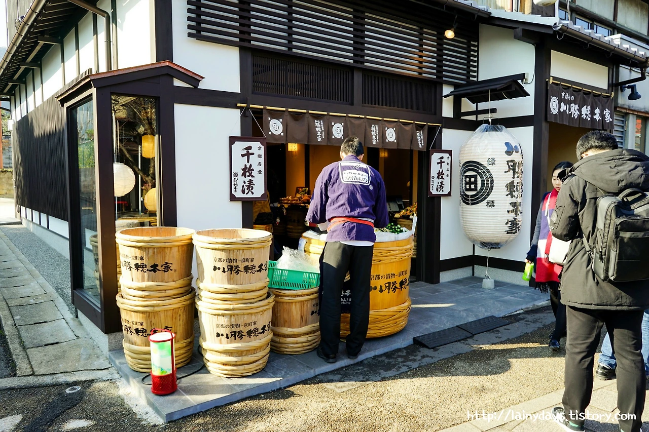 99CC003359D71E2F272E45