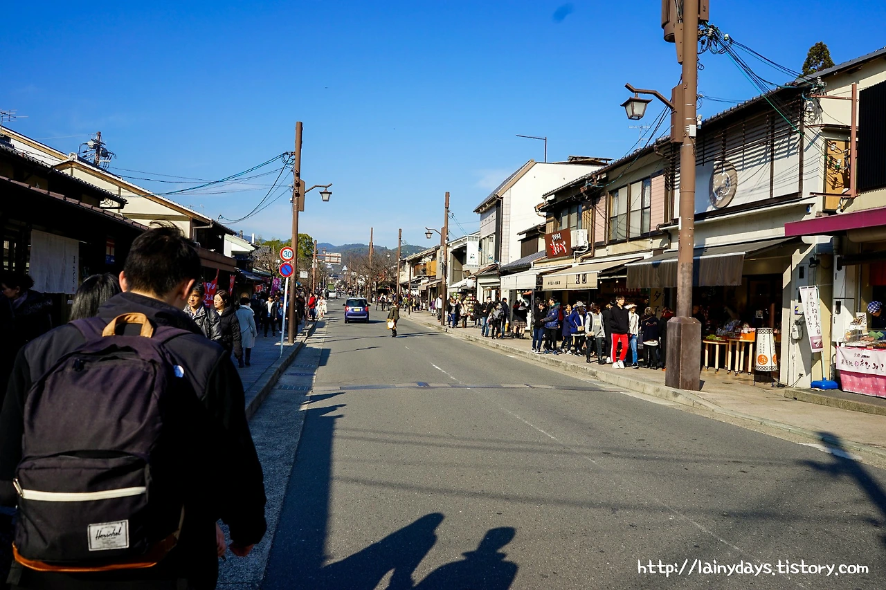 9918DF3359D71E1E329E29