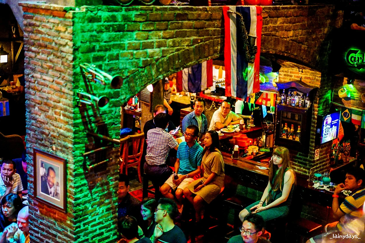 2559B5375725E0C417741F