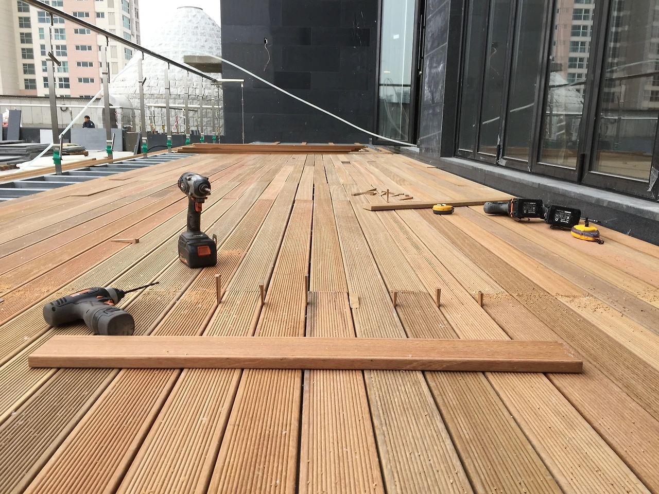 데크작업.JPG