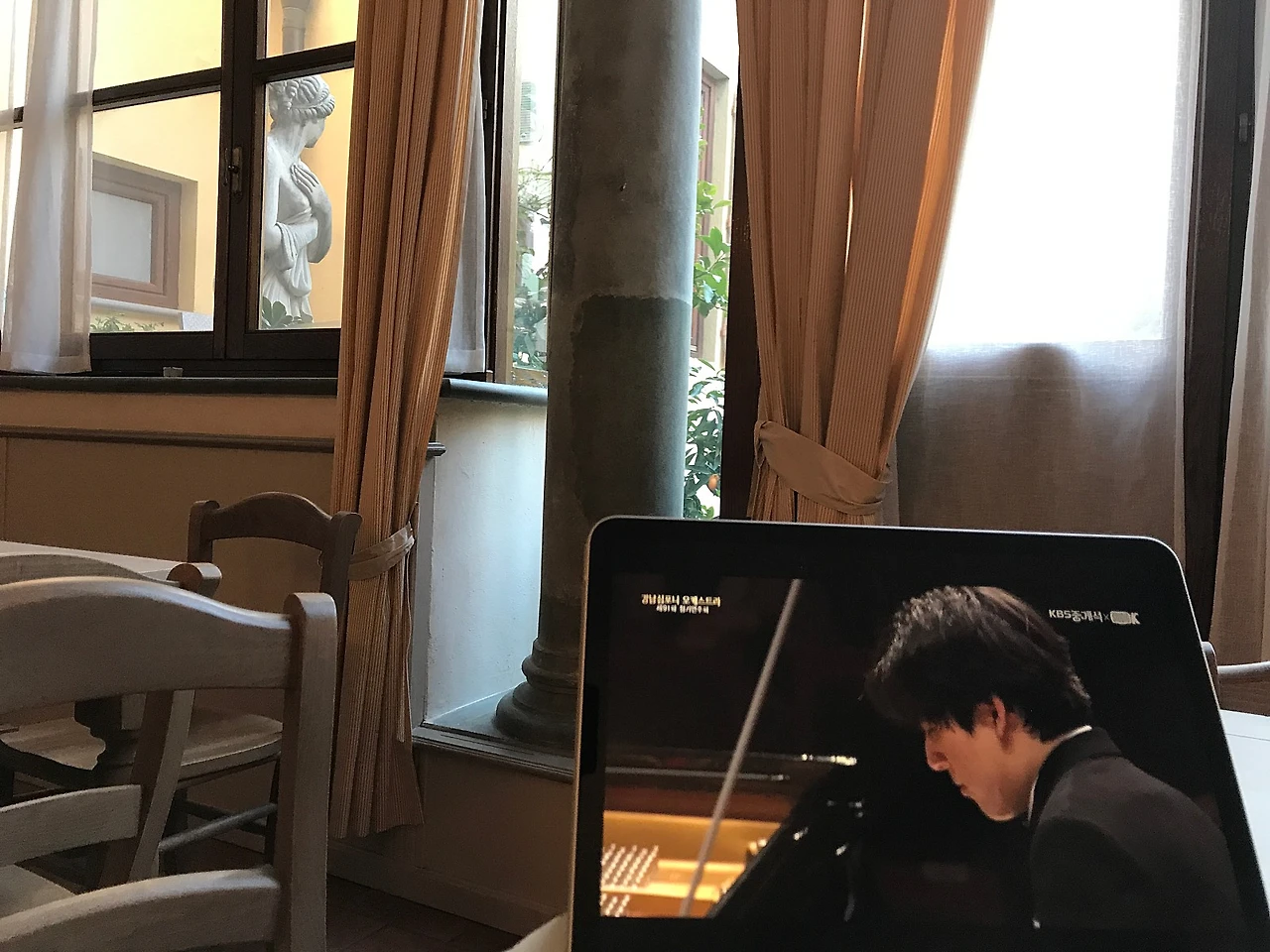 7AFA0B61-E910-4D5A-8DBF-D2AED18B6893.jpeg?type=w1600