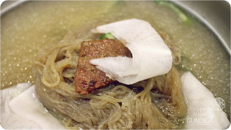 IMG_1195.JPG?type=w773