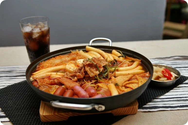 IMG_7594.JPG?type=w773