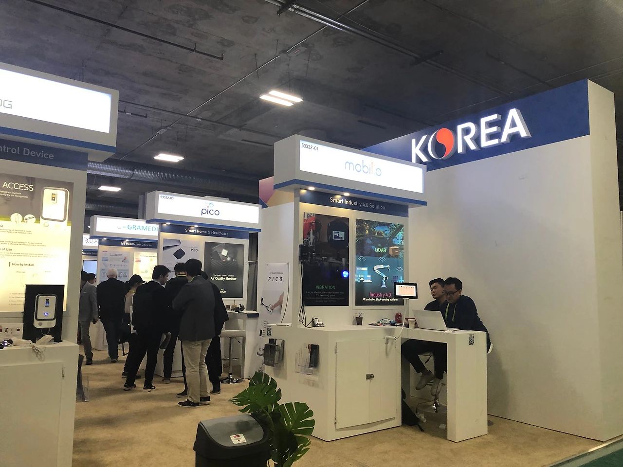 CES 2019 Eureka park (86).JPG