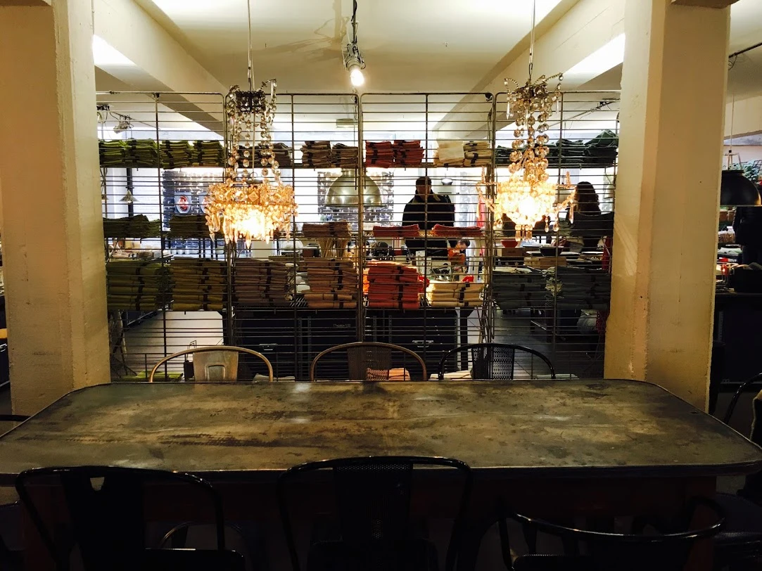 파리 메르시 merci 2.JPG