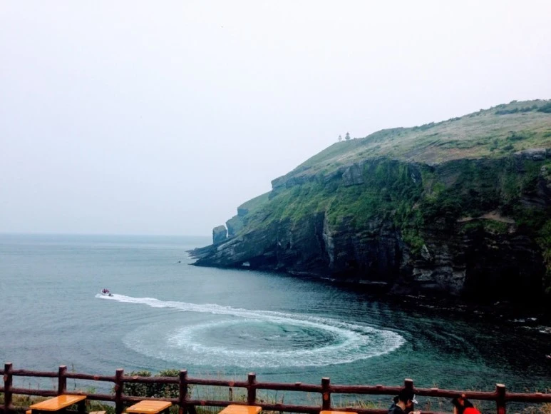 10D4E40C-F620-4172-A53D-00F3C5C31E21.jpg?type=w773