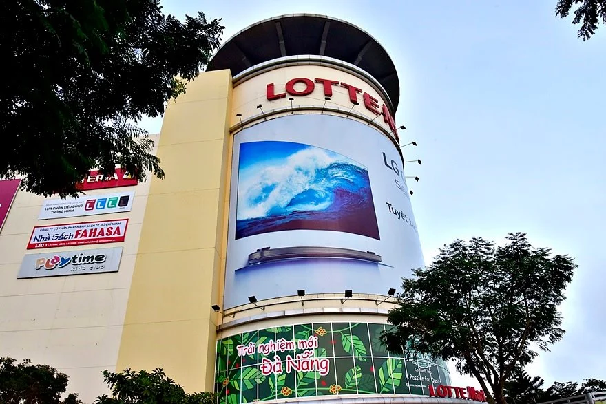 10-%EB%A1%AF%EB%8D%B0%EB%A7%88%ED%8A%B8.JPG?type=w1200