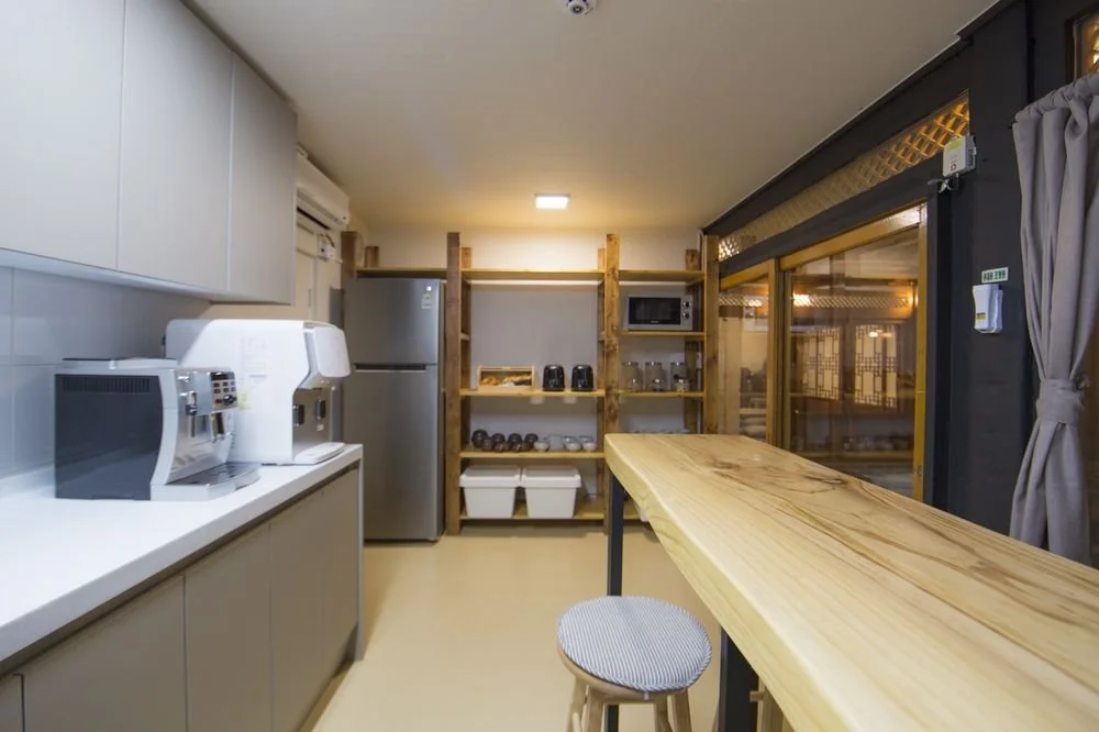 STAY256_%ED%95%9C%EC%98%A5_%EA%B2%8C%EC%8A%A4%ED%8A%B8%ED%95%98%EC%9A%B0%EC%8A%A45.jpg?type=w1200