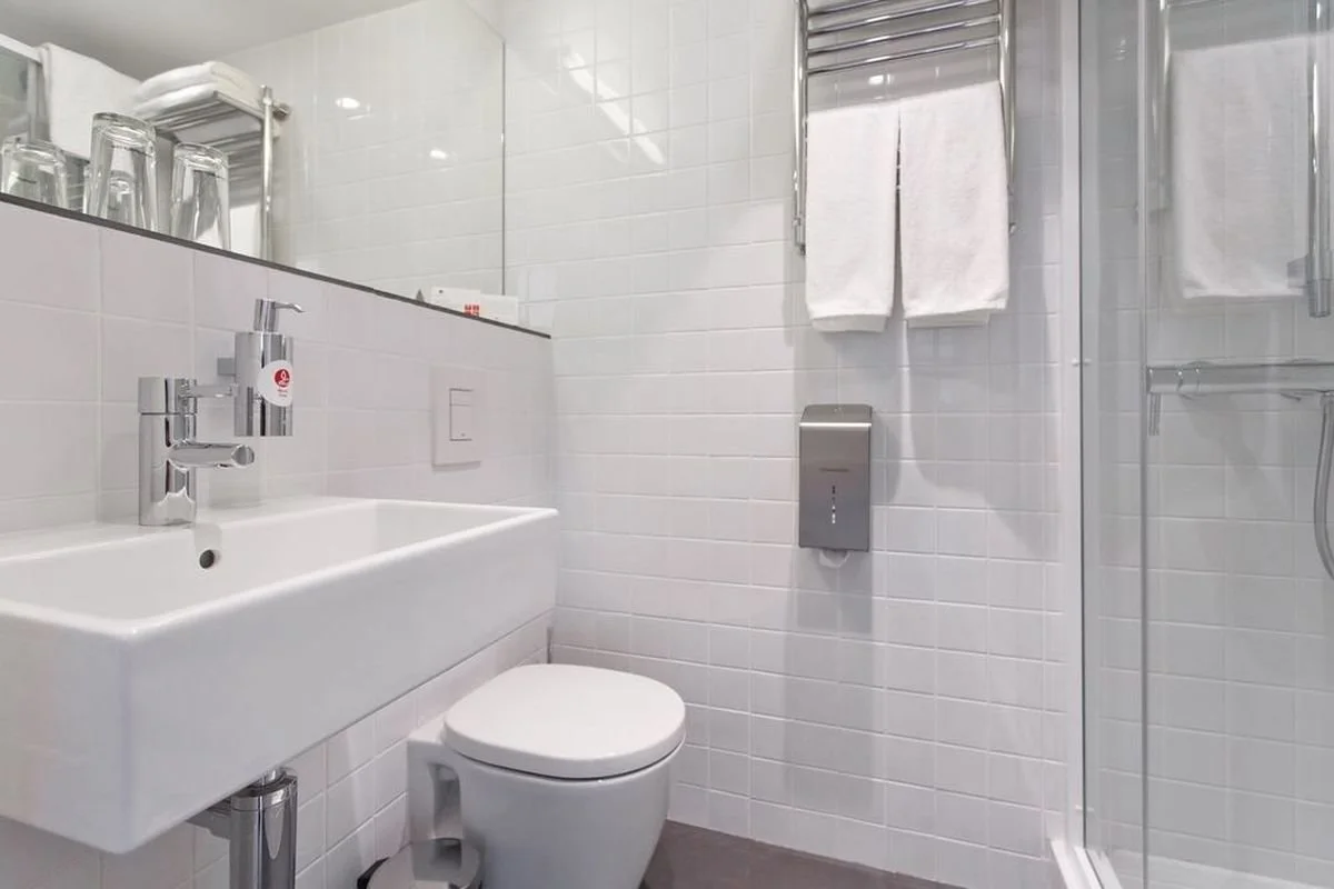 5eb8b127_z.jpg?type=w1200