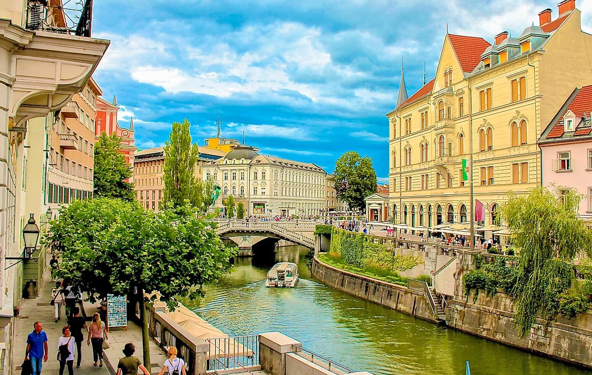 %EC%8A%AC%EB%A1%9C%EB%B2%A0%EB%8B%88%EC%95%84_%283%29.jpg?type=w1200