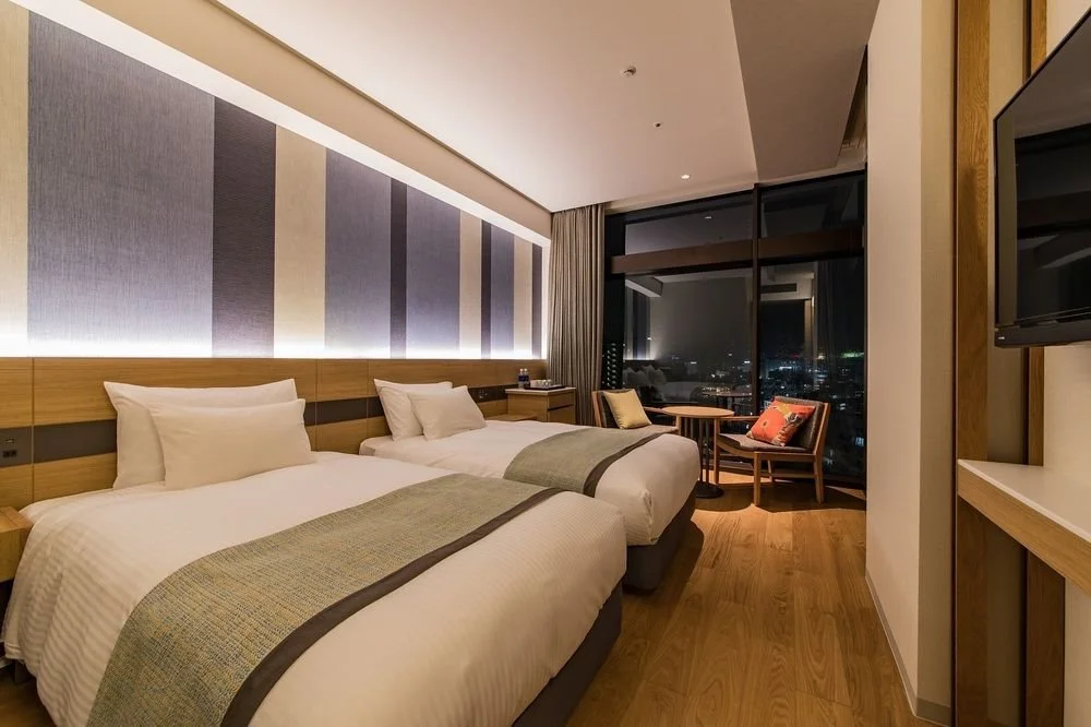 JR_%EA%B7%9C%EC%8A%88_%ED%98%B8%ED%85%94_%EB%B8%94%EB%9F%AC%EC%84%AC_%EB%82%98%ED%95%983.jpg?type=w1200